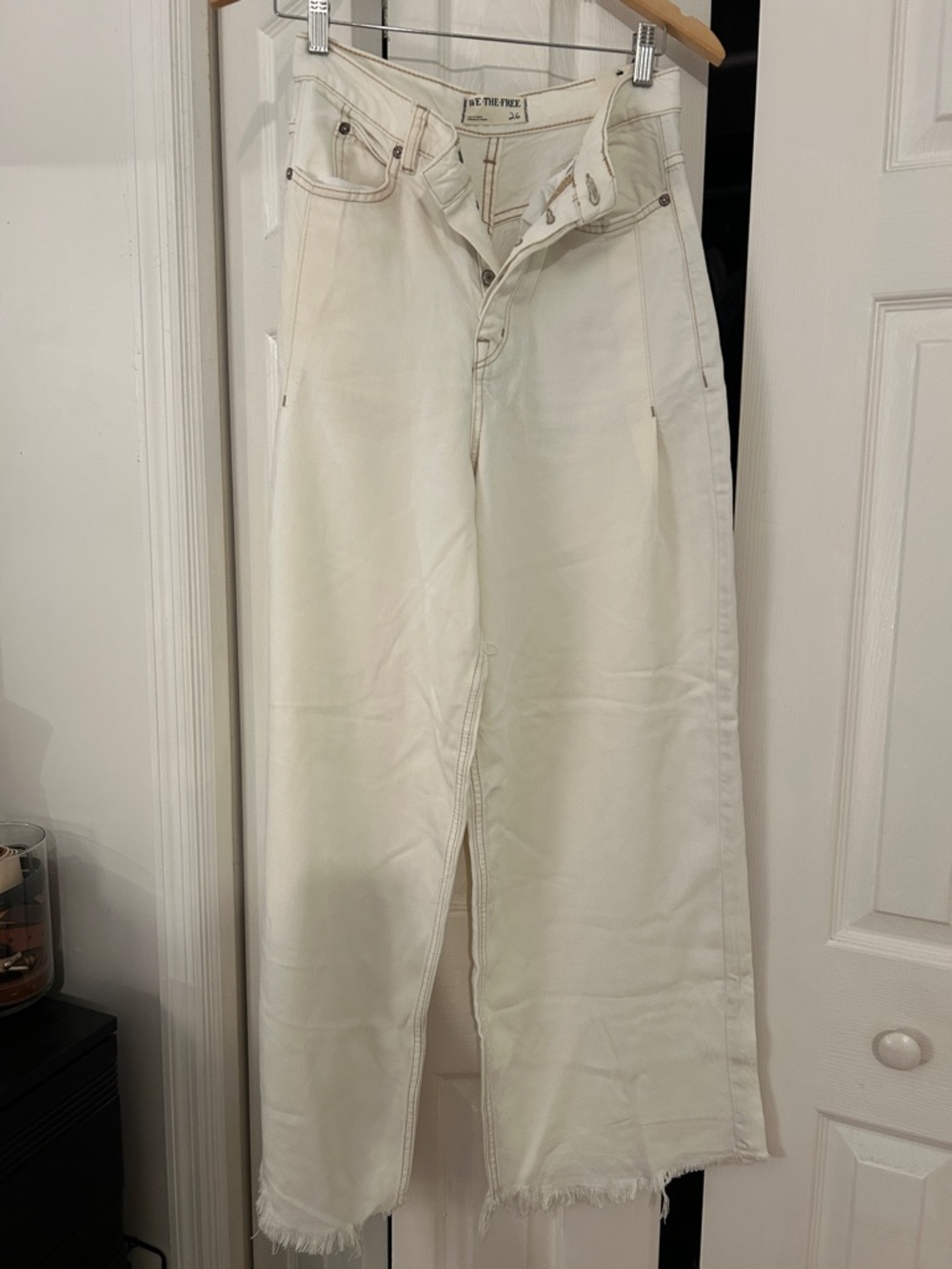 Free NWOT Free People We The Free Wide Leg Flare Jeans in Off-White size 26